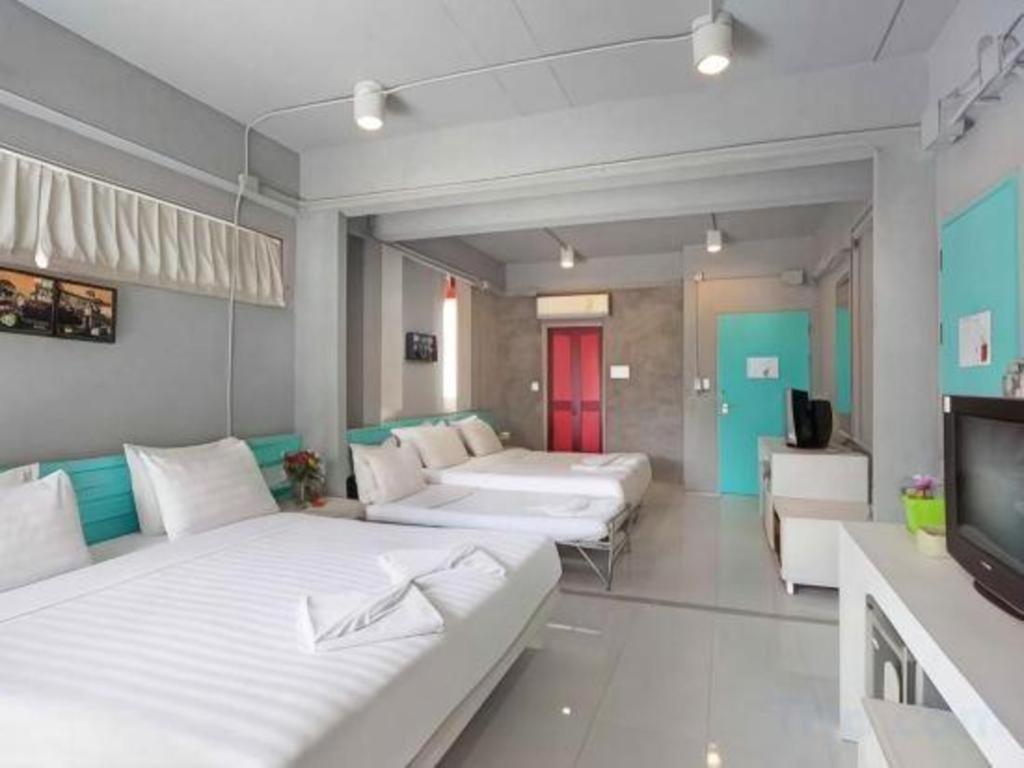 Oyo 292 The Oddy Hip Hotel Patong Eksteriør billede